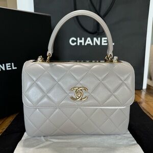 Lambskin leather Chanel Trendy bag